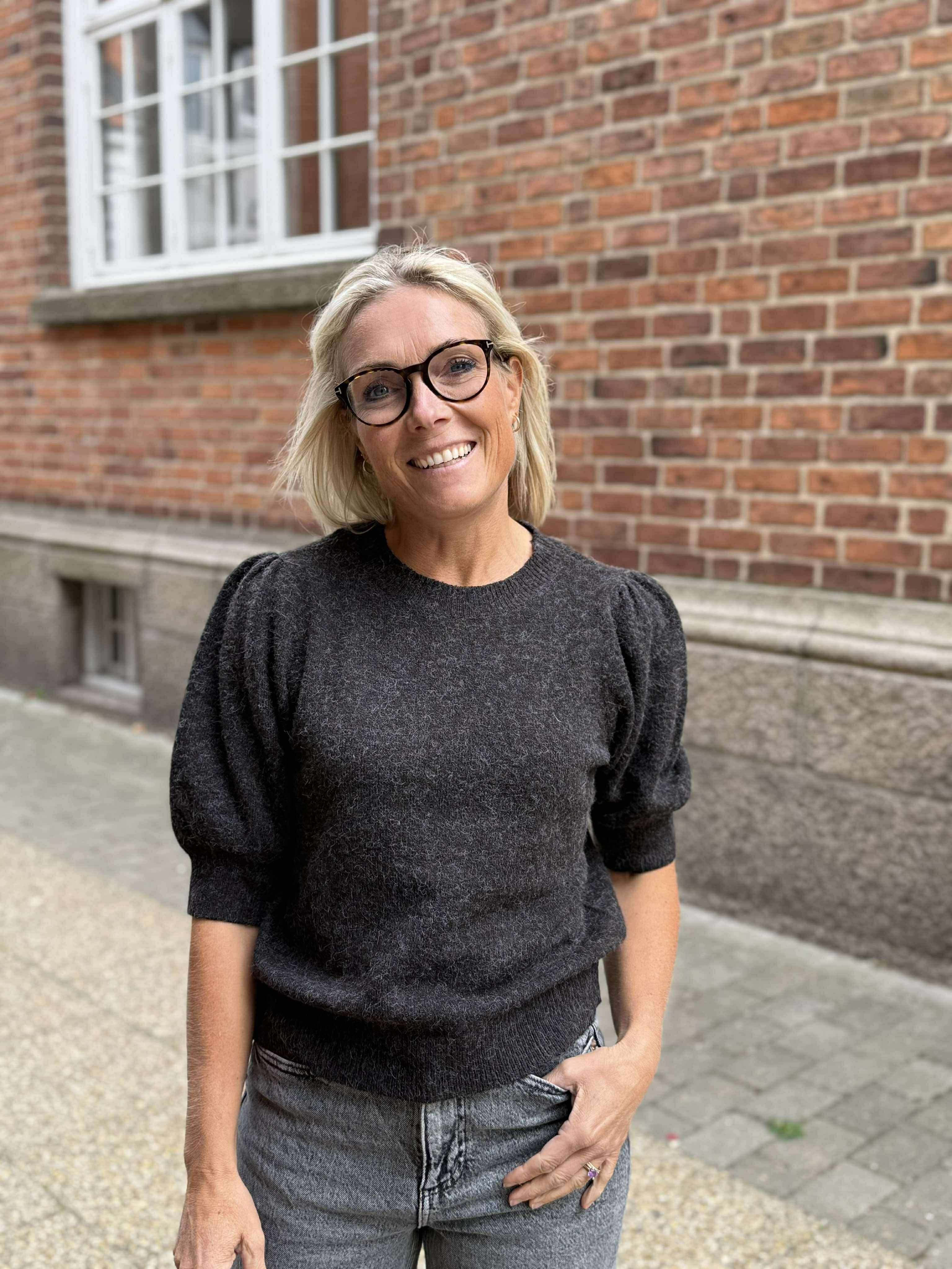 VMDOFFY Pullover - Chocolate Torte